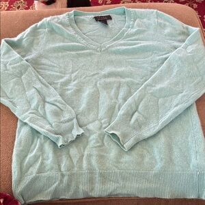 Tahari Women’s Cashmere V-Neck Sweater Size Large (TD)